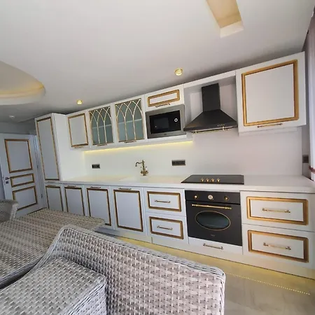 Admiral Elite Apartment *