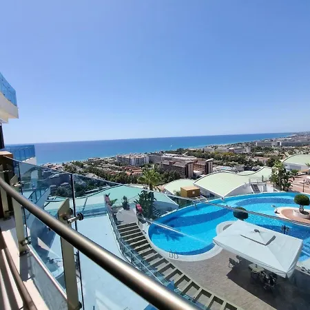 Admiral Elite Apartment *