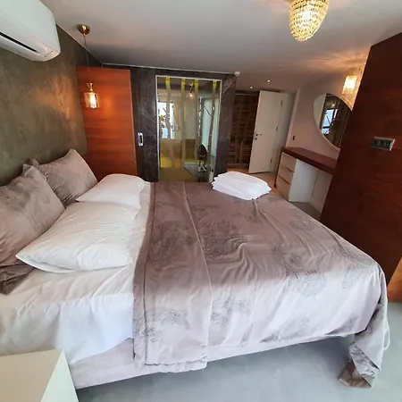 Admiral Elite Apartment