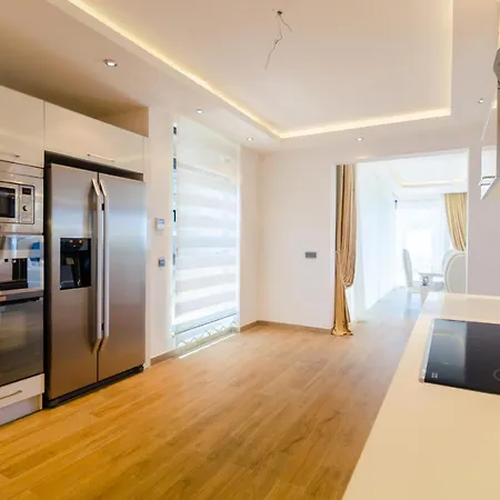 Admiral Elite Apartment