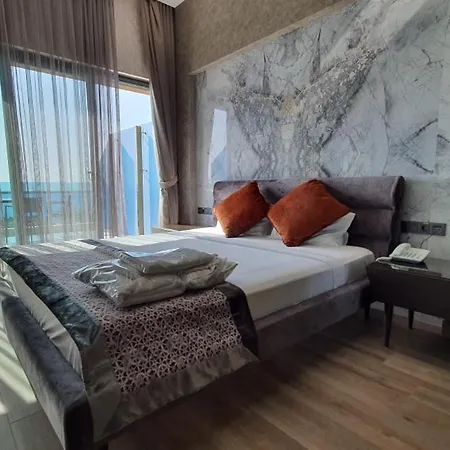 Admiral Elite Apartment *