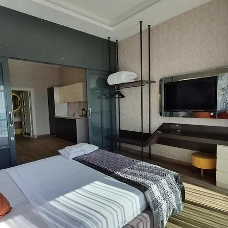 Admiral Elite Apartment *